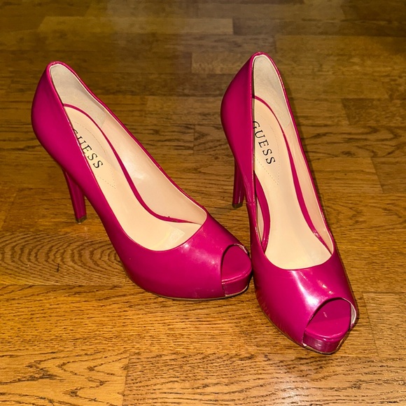 Gently used pink peep toe heels- Guess - Picture 1 of 8